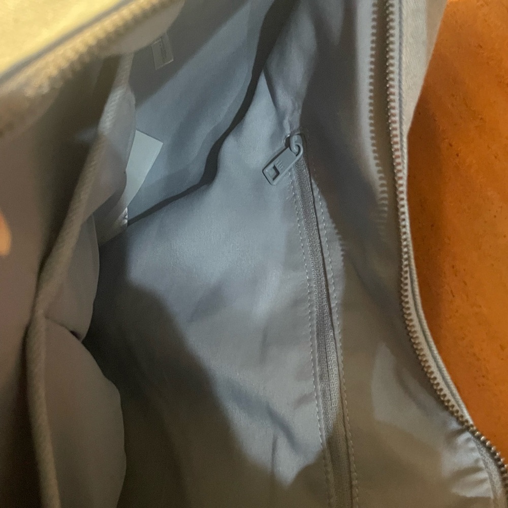 NWT GAP X BEIS Large Tote Bag - Picture 9 of 9